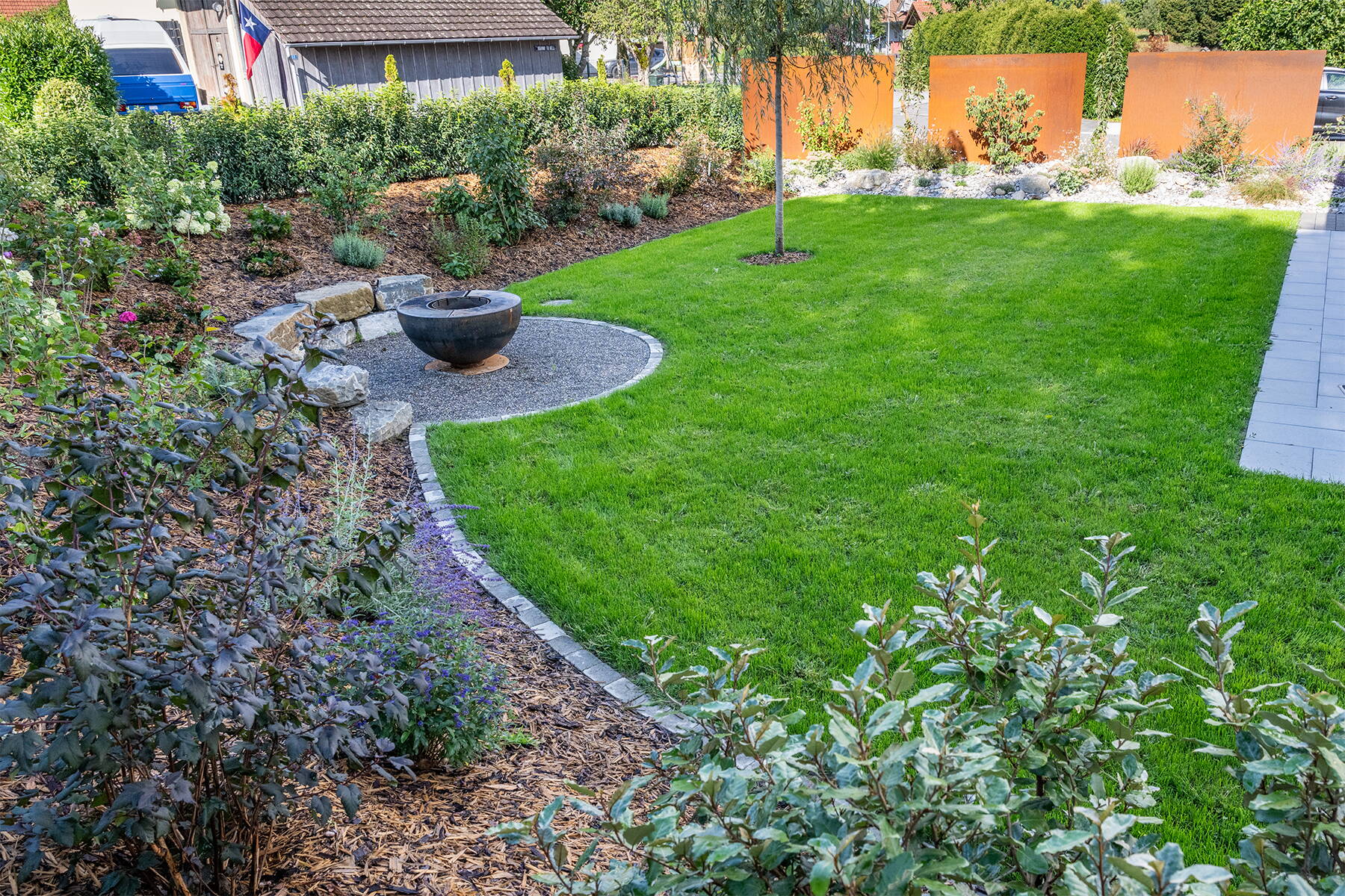 Gartengestaltung schöner Garten